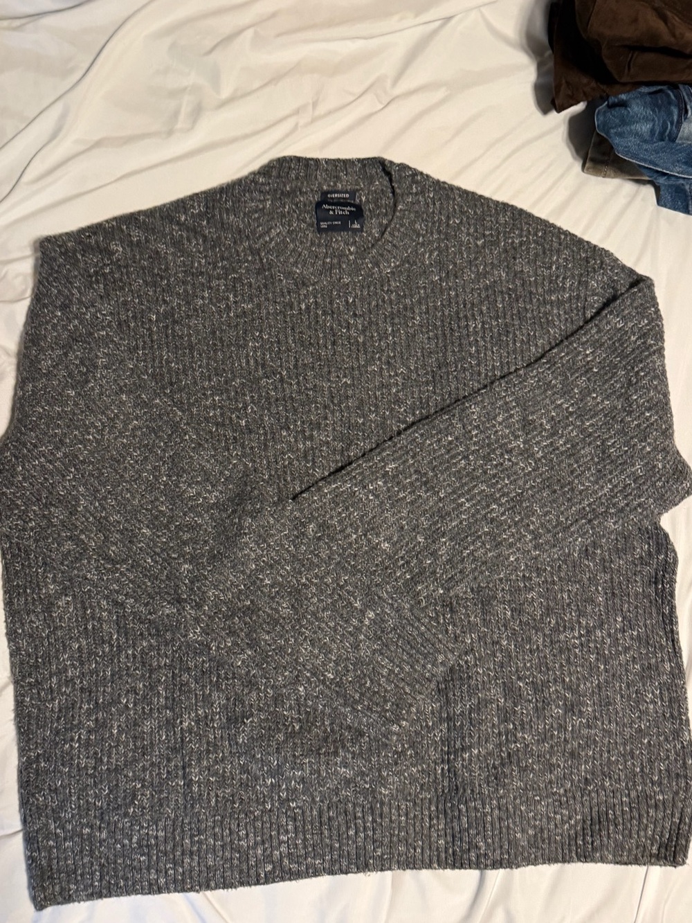 Abercrombie & Fitch Men's Heather Gray Ribbed Crewneck Sweater